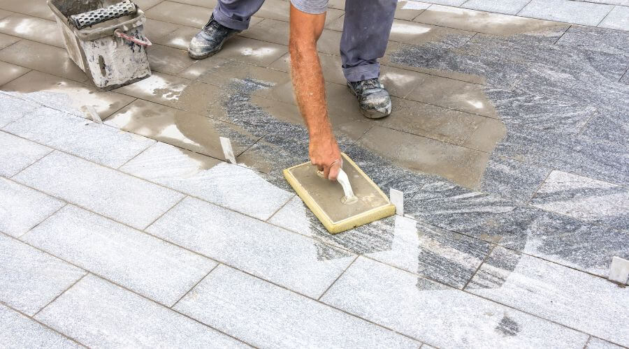 Professional gutter cleaning in Lillian, AL
